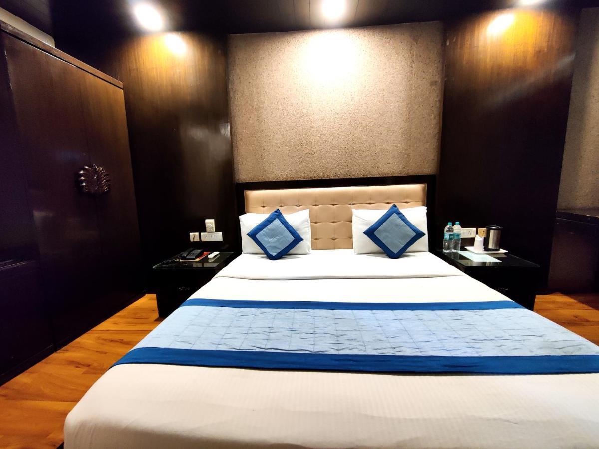 Stay At Hotel Pride, Delhi, Near Karol Bagh Metro Delhi (National Capital Territory of India) Dış mekan fotoğraf