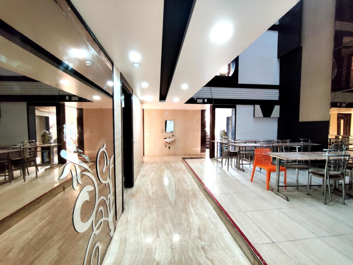 Stay At Hotel Pride, Delhi, Near Karol Bagh Metro Delhi (National Capital Territory of India) Dış mekan fotoğraf