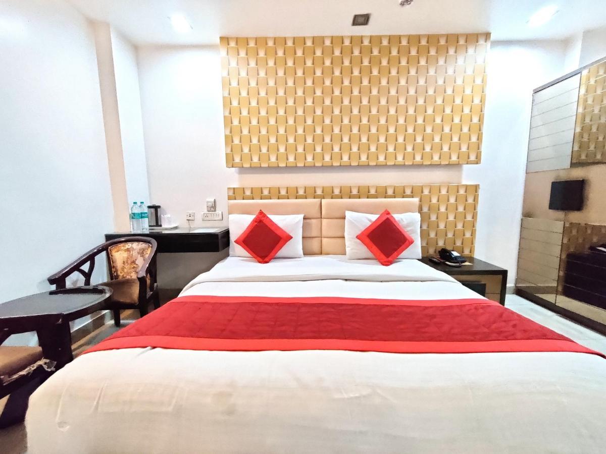 Stay At Hotel Pride, Delhi, Near Karol Bagh Metro Delhi (National Capital Territory of India) Dış mekan fotoğraf