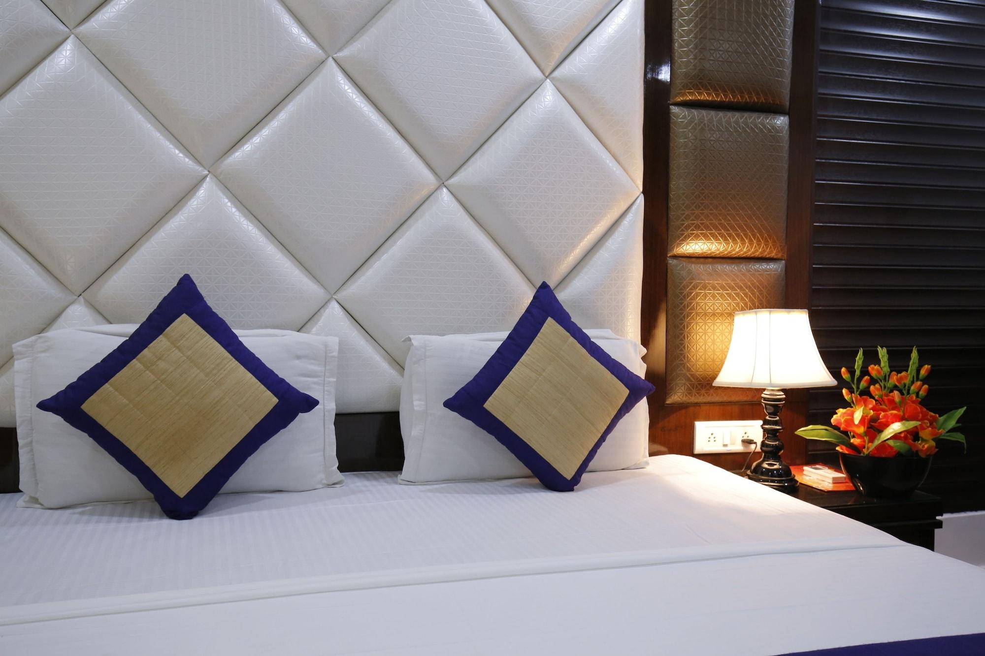 Stay At Hotel Pride, Delhi, Near Karol Bagh Metro Delhi (National Capital Territory of India) Dış mekan fotoğraf